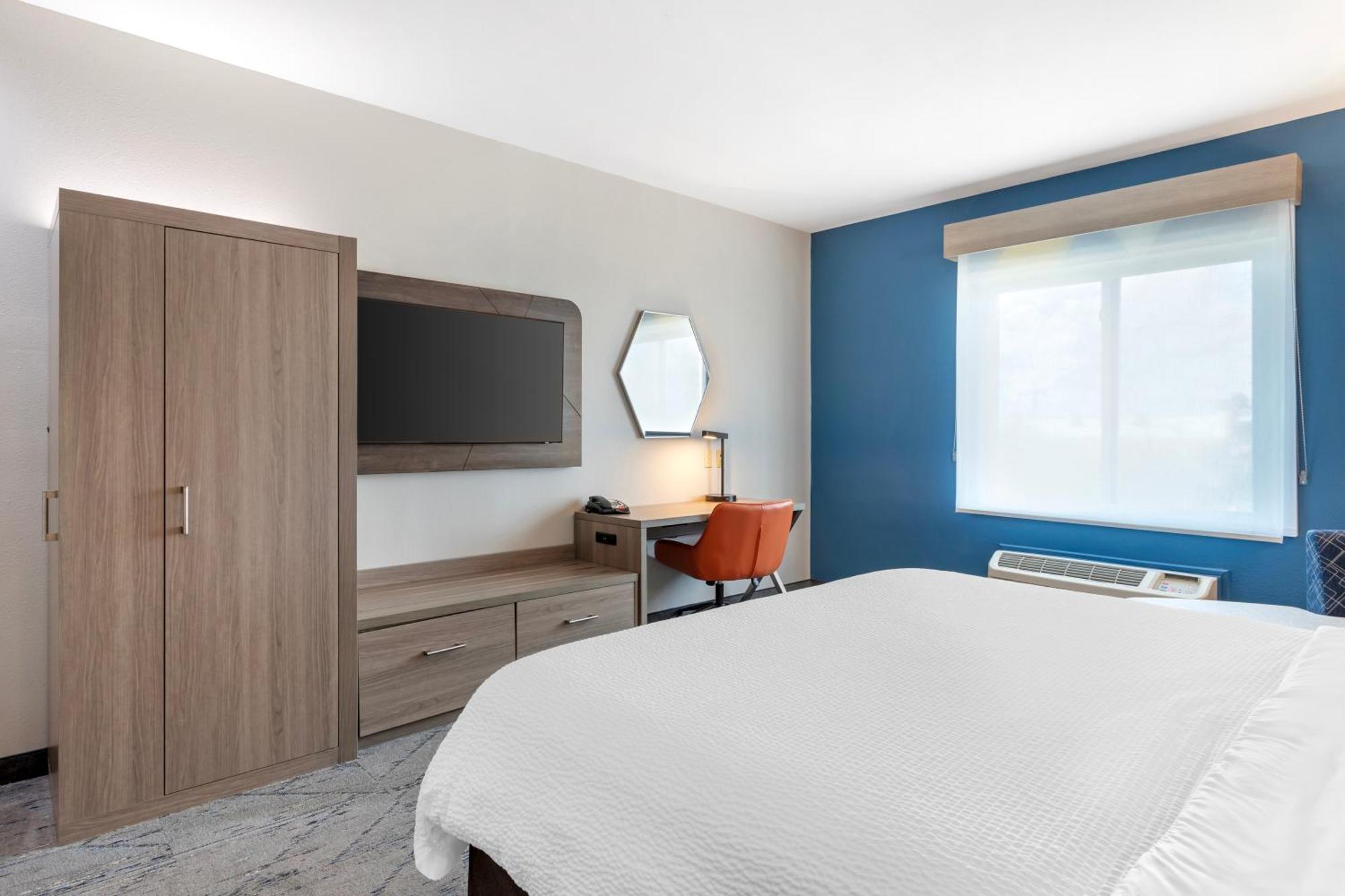 Holiday Inn Express Hotel And Suites Alice By Ihg Exterior photo