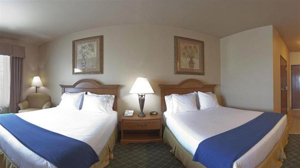 Holiday Inn Express Hotel And Suites Alice By Ihg Exterior photo